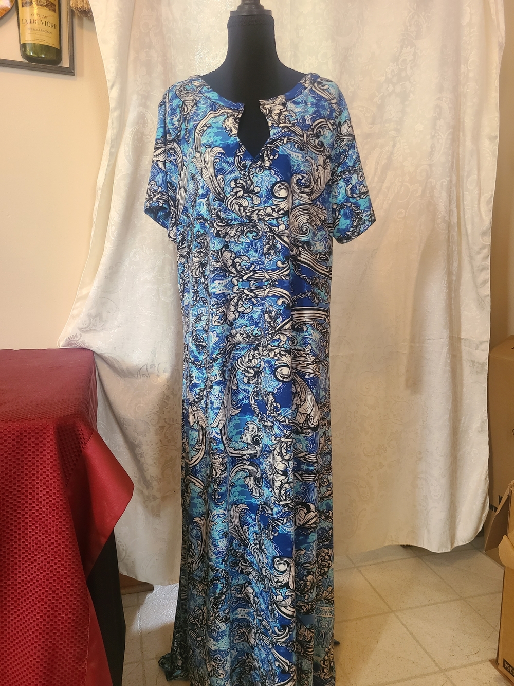 Avenue Blue & White Swirl Print Maxi Dress